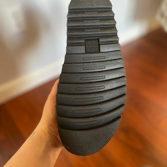 BLAIRE HYDRO LEATHER STRAP SANDALS - Dr Marten Air Wair - Black - Picture 4 of 4